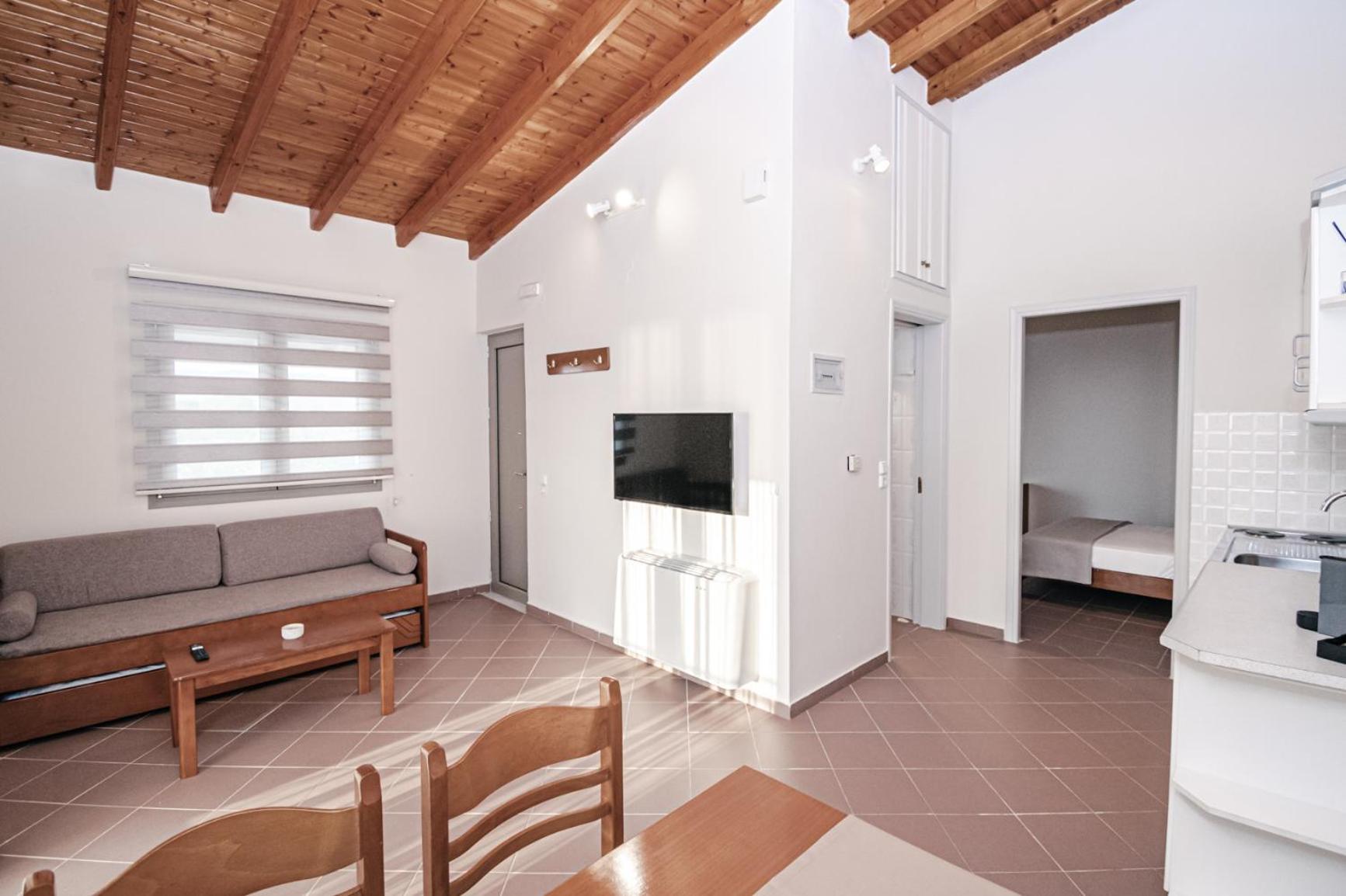 Terra Helios Suites & Studios Kyparissia Quarto foto