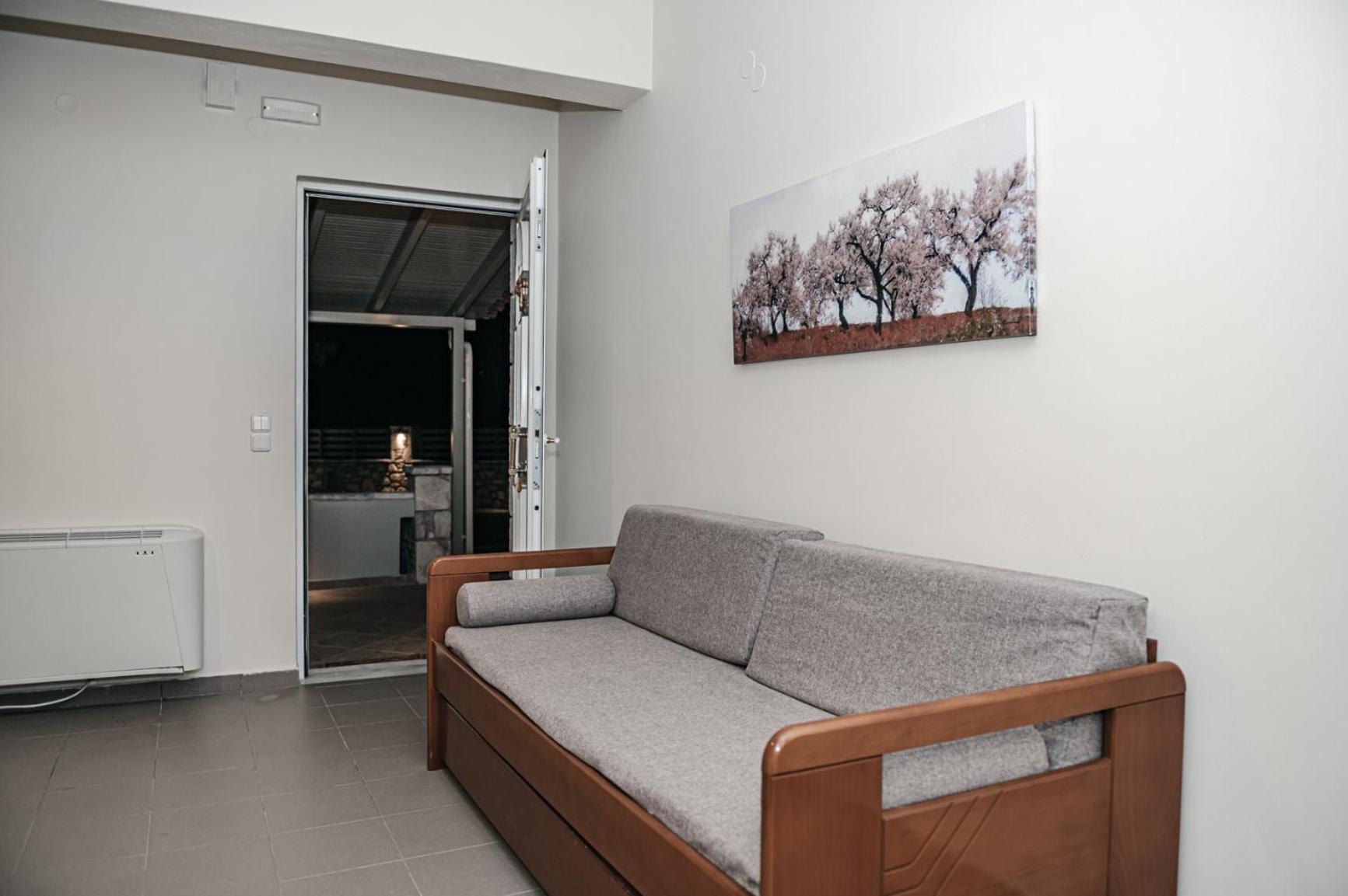 Terra Helios Suites & Studios Kyparissia Quarto foto